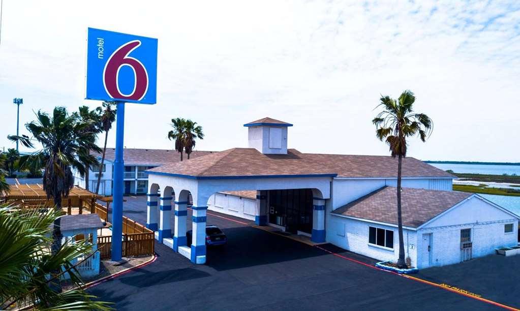 Motel 6 Portland Exterior foto